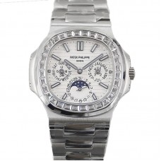 Nautilus 5740 White Dial with Diamond Bezel in Steel Nautilus 5740 White Dial with Diamond Bezel in Steel