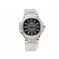 Nautilus 7118 Grey Dial with Diamond Markers Nautilus 7118 Grey Dial with Diamond Markers