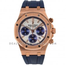 Royal Oak Self-Winding Chronograph White/Blue Dial in Rose Gold on Rubber Strap