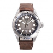 Tag Heuer Autavia Caliber 5 Grey Dial on Leather Strap Tag Heuer Autavia Caliber 5 Grey Dial on Leather Strap