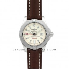 Avenger II GMT Silver Dial in Steel on Leather Strap Avenger II GMT Silver Dial in Steel on Leather Strap